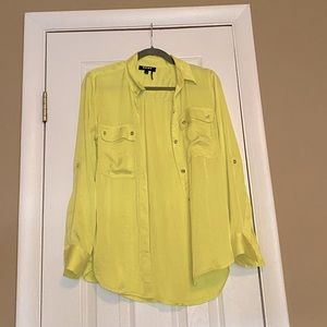 NWOT DKNY BLOUSE SIZE XS COLOR BRIGHT LEMON NEON